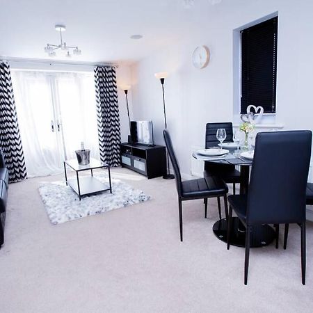 Mills Apartment - Two Bedroom En-Suite Apartment Νορθάμπτον Εξωτερικό φωτογραφία