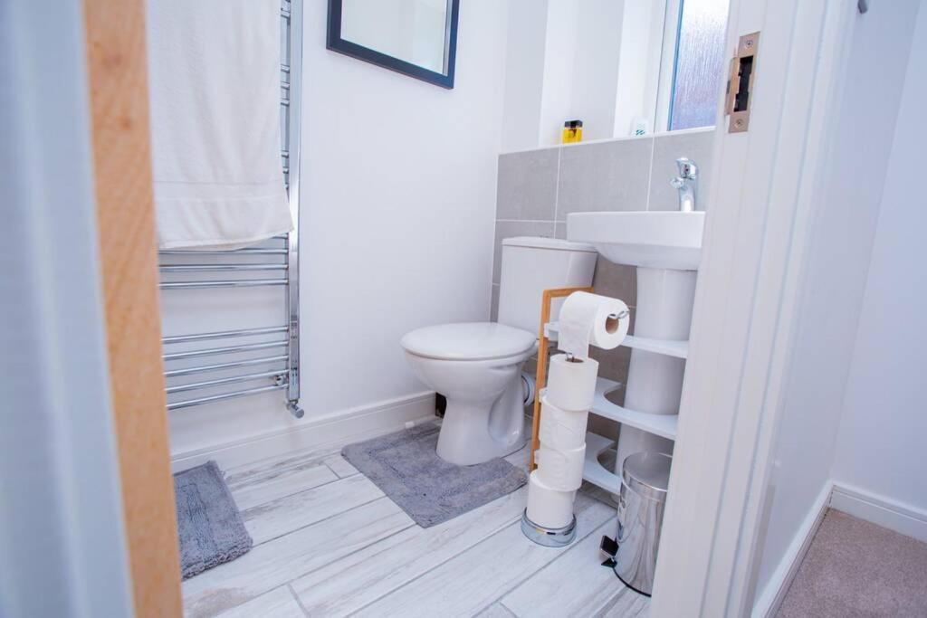 Mills Apartment - Two Bedroom En-Suite Apartment Νορθάμπτον Εξωτερικό φωτογραφία