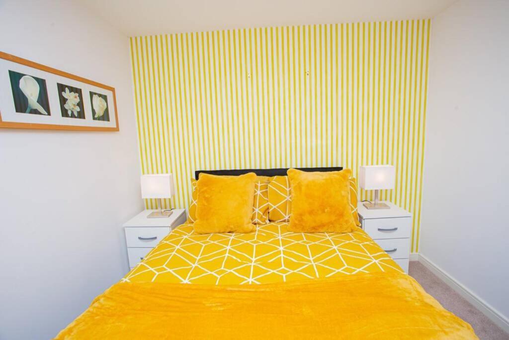Mills Apartment - Two Bedroom En-Suite Apartment Νορθάμπτον Εξωτερικό φωτογραφία