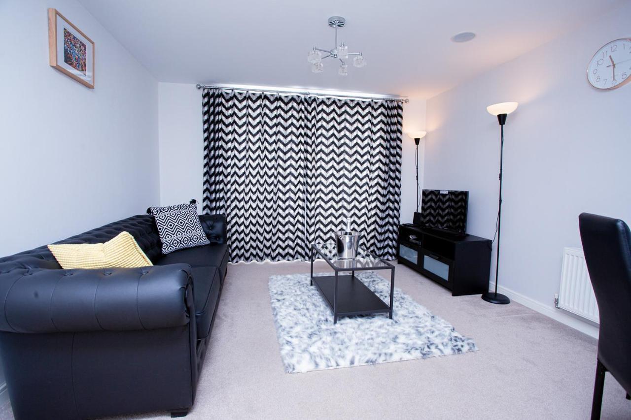 Mills Apartment - Two Bedroom En-Suite Apartment Νορθάμπτον Εξωτερικό φωτογραφία