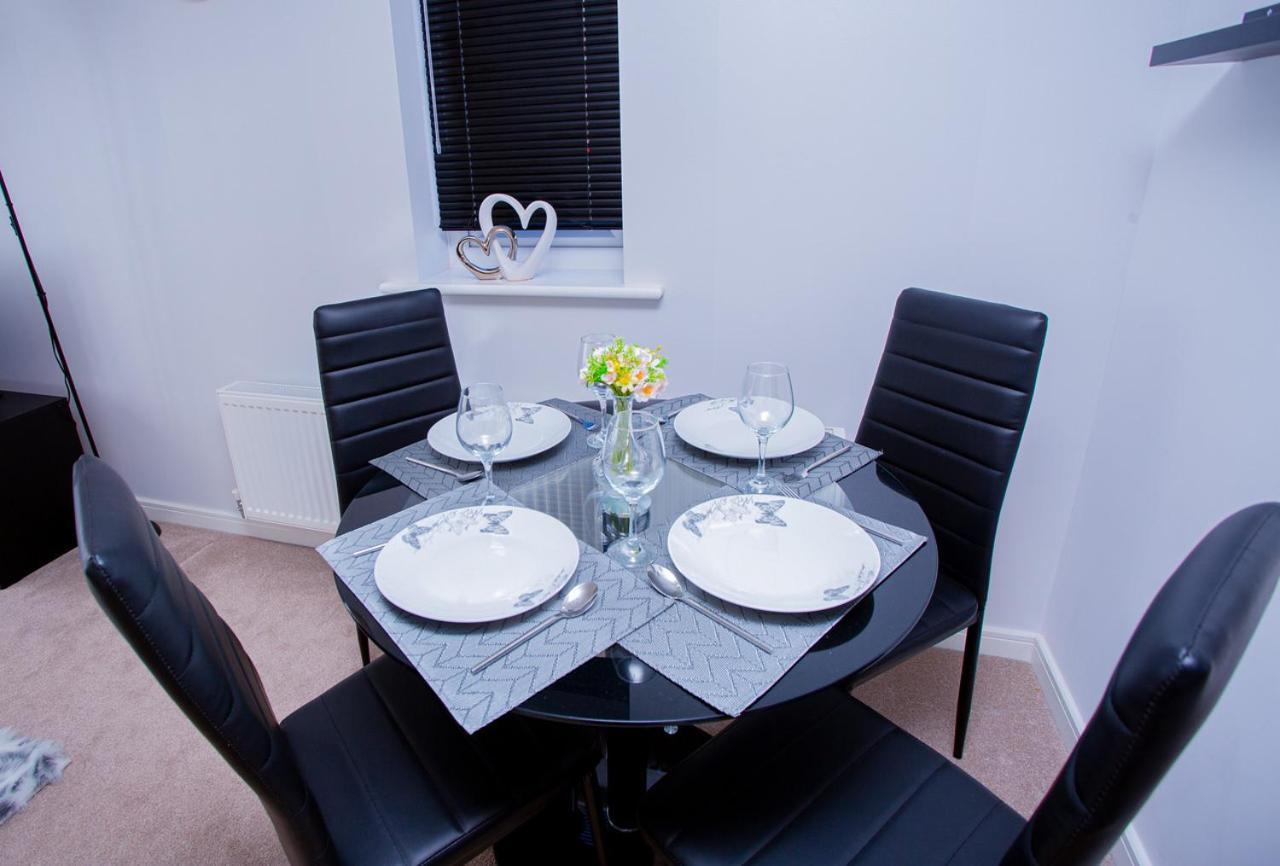 Mills Apartment - Two Bedroom En-Suite Apartment Νορθάμπτον Εξωτερικό φωτογραφία